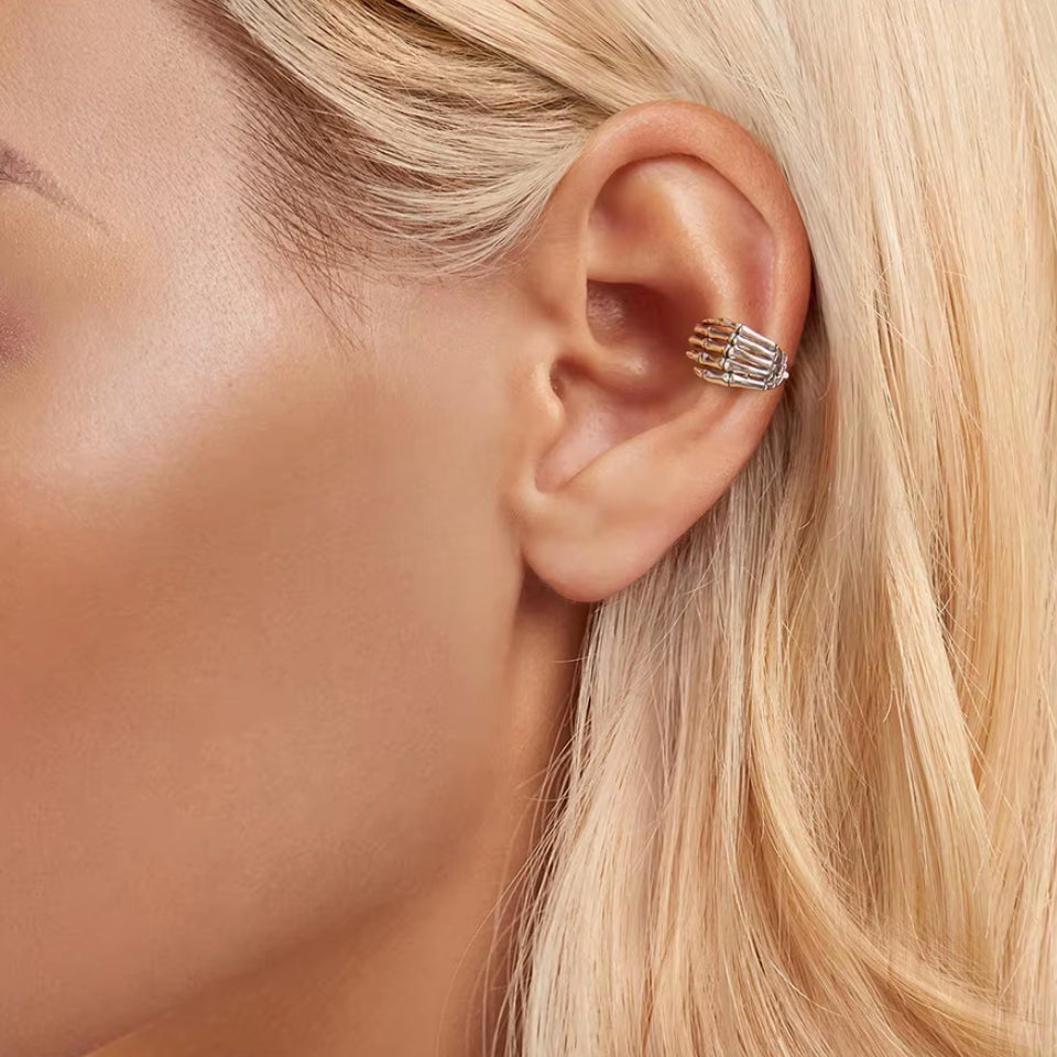 Ear Cuff Mano Espectral