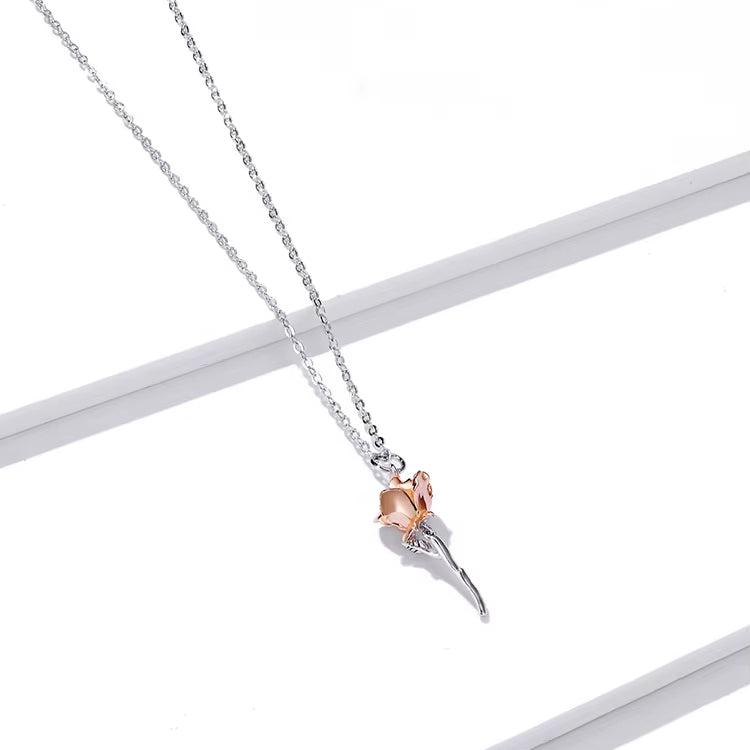 Collar Rosa Eterna